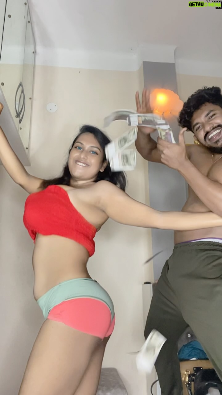 Hemoshree Bhadra - 22.3K Likes - Dono milke 😀🧚