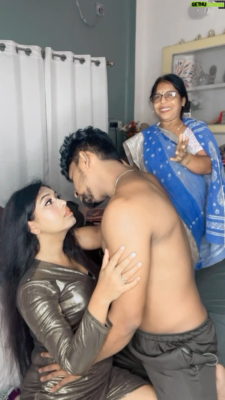 Hemoshree Bhadra - 193.9K Likes - Lets spread love. stop hatred