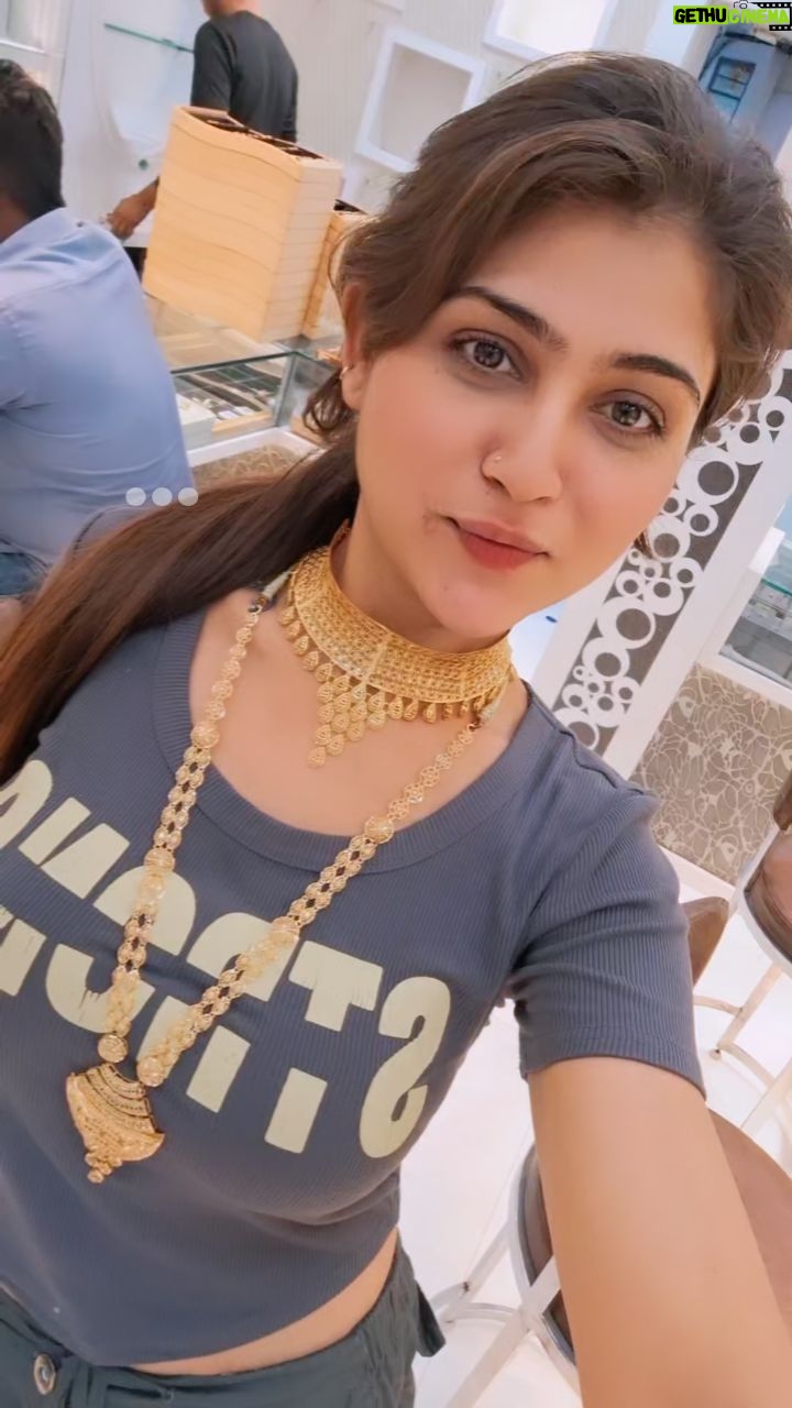 Hiral Radadiya - 7.2K Likes - I bought jewellery for me#new jewellery #expensive #beautiful necklace #10lakh #goldjewellery #diamond #jewellery#hiral #Mumbai