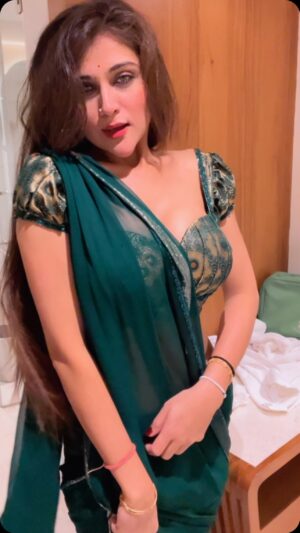 Hiral Radadiya Instagram - #beautifulgirls #simple #actress #available #live #video #content #hiral #hiral #model #exclusive #hiral #saree #blousedesign #decent #satsfaction #available #everytime #linkinbio #delhi #ahmedabad #banglore #mumbai #india #livestraming #shooting #service #available