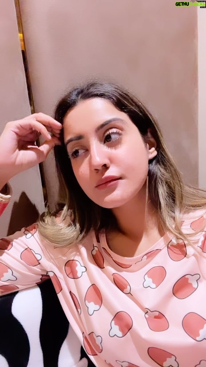 Insha Ghai - 7.3K Likes - It still hurts! 💔
#bornoninstagram #indvssa #worldcup2023 #cwc23 #indiaworldcup #feelitreelit #kingkohli #viratkohli #indianteam #indiancricketteam