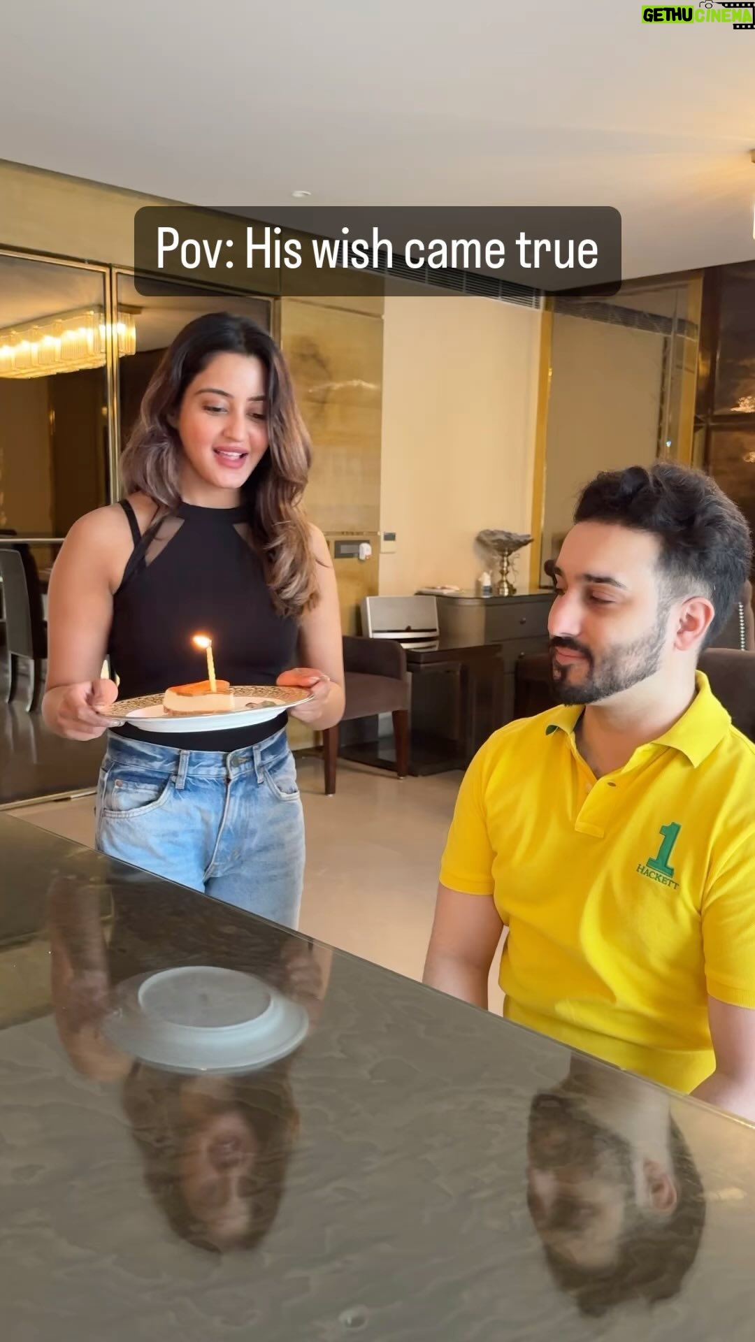 Insha Ghai - 38.6K Likes - Ye kya wish hui?
#bornoninstagram #feelitreelit #funnyvideos #funnymemes #funnycontent #comedycouple #meme #couplegoals #waitforit #comedycouple #comedy #funnymemes #funnyshit