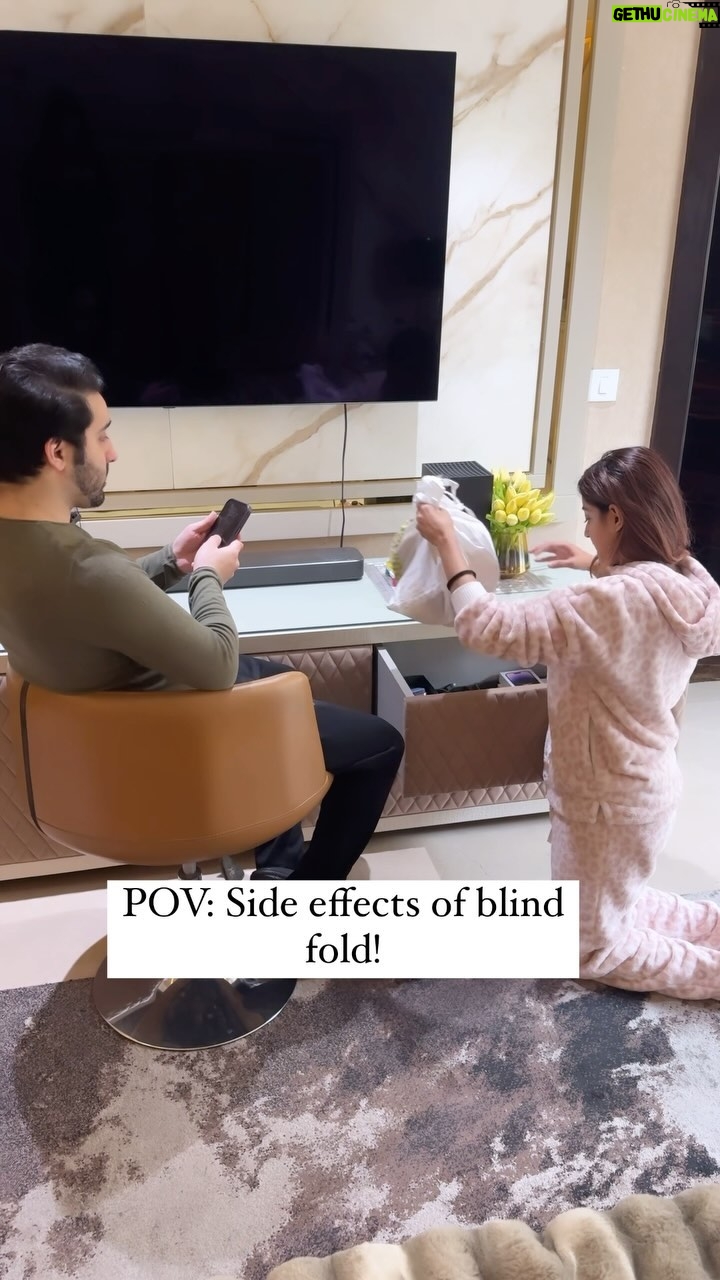 Insha Ghai - 7.4K Likes - Shadi ke side effects!!
#bornoninstagram #feelitreelit #funnyreel #funnyvideos #funnymemes #funnycouples #couplegoals #comedy #comedyreels