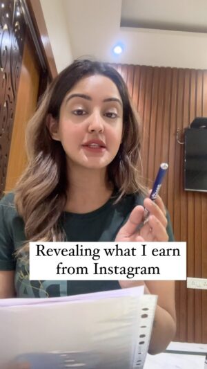 Insha Ghai Instagram - Finally revealed the Most Asked question!! Koi nazar nahi lagaega 🧿
#bornoninstagram #feelitreelit #funnyreels #funnyvideos #meme #memes #funnyshit #earnmoney #funnyquotes #comedy #comedyreels #waitforit