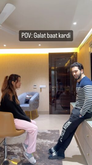 Insha Ghai Instagram - Galat bol diya!! 
#bornoninstagram #feelitreelit #funnyreels #funnyvideos #funnycontent #couplecomedy #funnycouple #couplegoals #waitforit #couplevideos #funnywife #marriedlife #marriage