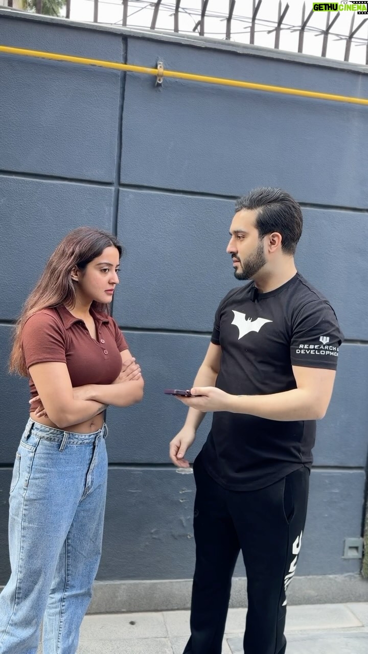 Insha Ghai - 43.7K Likes - Ye aadat se majboor hai, par aap nahi🤣
#bornoninstagram #feelitreelit #funnyreel #funnyvideos #funnymemes #meme #couplegoals #couplesgoals #comedy #couplereels #funny #funnycouples