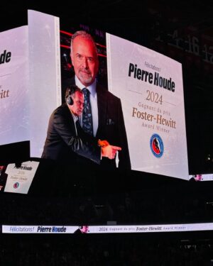 Isabelle Racicot Instagram - Je ne veux pas me vanter mais les 2 fois que je suis allée voir un match cette année, les @canadiensmtl ont gagné et les 2 fois, n’ont accordé aucun but. Je commence à penser que je devrais être là à tous les matchs 😂😂. 

Merci @sebbenoit72 pour l’invitation. Ami au travail et dans la vie 🥰! 

#hockey  #canadiensdemontreal  #mondaynight #gohabsgo