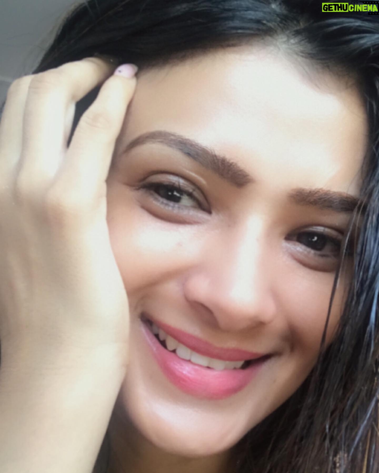Ishita Vyas - 639 Likes - Safety doesn’t happen by Accident
Be safe 🙏