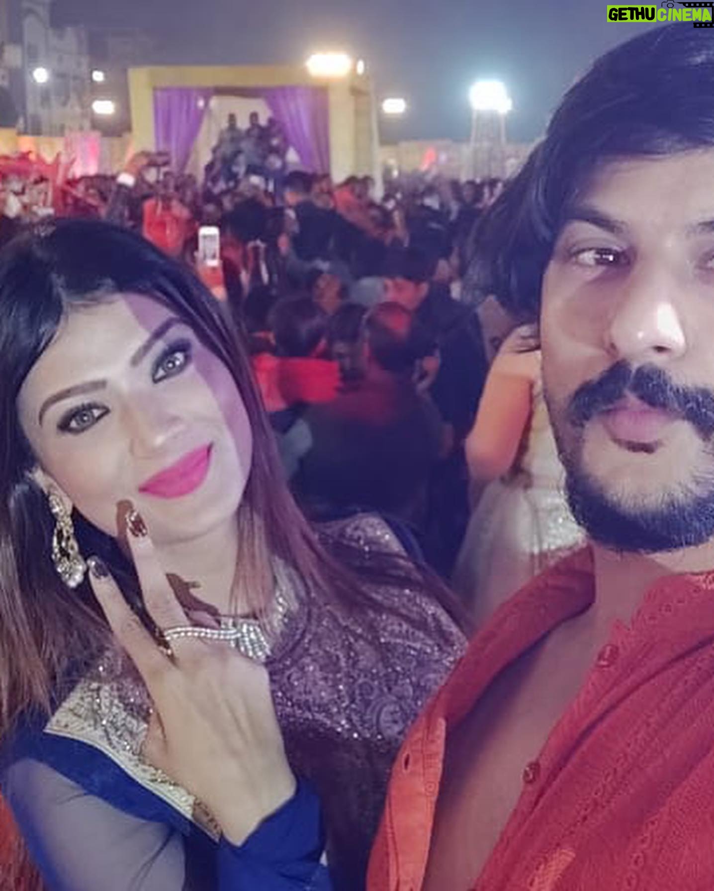 Ishita Vyas - 603 Likes - mere yaar ki shaadi Hai 🤪💐