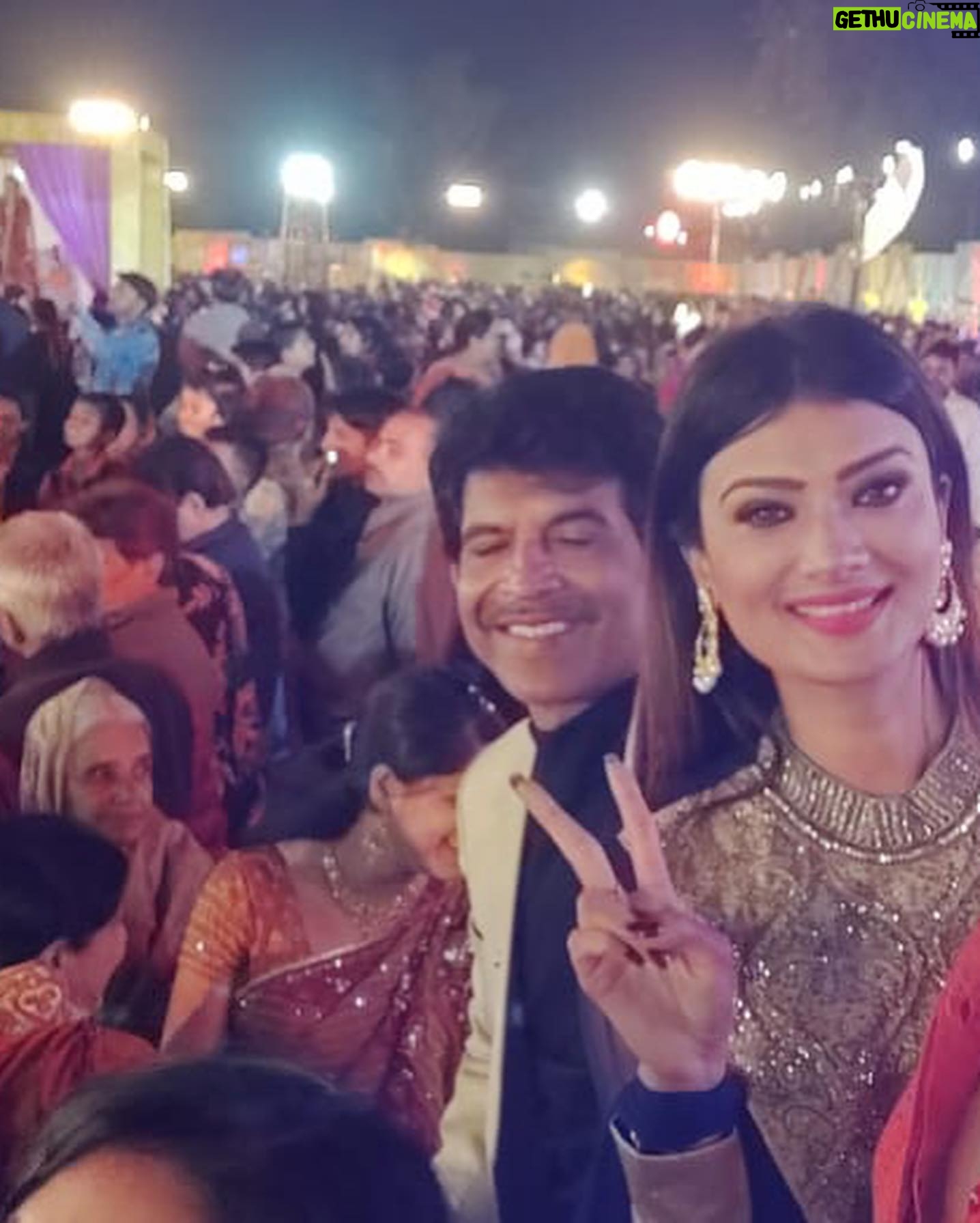 Ishita Vyas - 603 Likes - mere yaar ki shaadi Hai 🤪💐