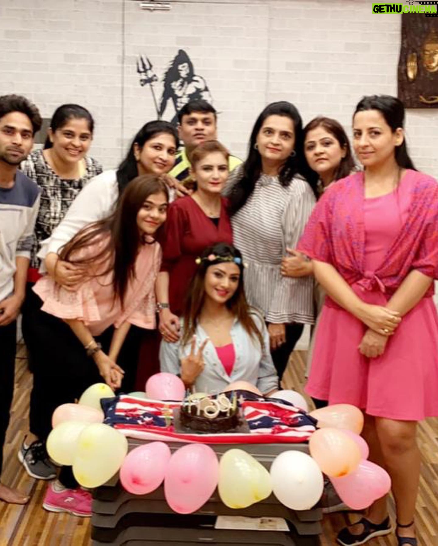 Ishita Vyas - 538 Likes - I would like to thank all my family ,friends , fans and well wishers for their wonderful birthday wishes! All of u will remain in my heart ❤️ and how special you all made me feel.
Thanking you all from the bottom of my heart ❤️.