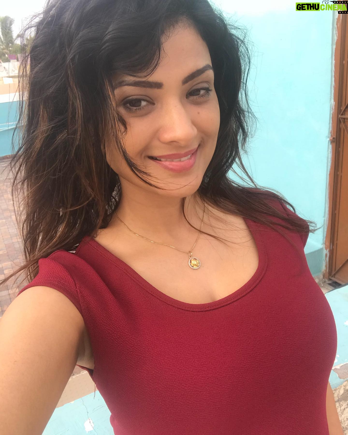 Ishita Vyas - 1.1K Likes -