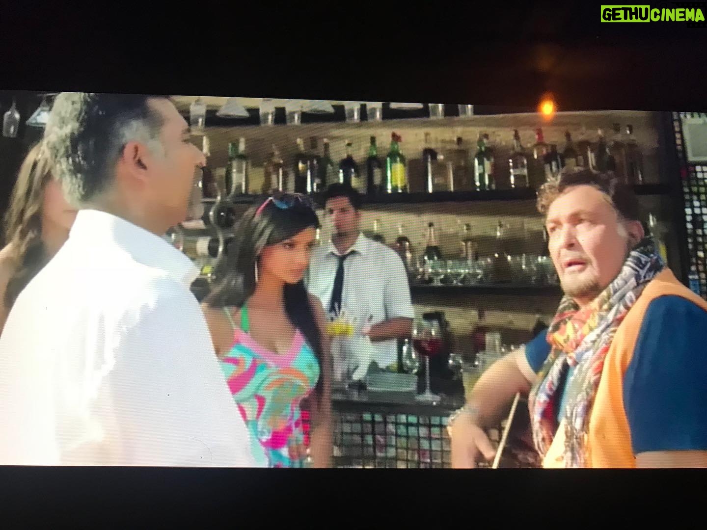 Ishita Vyas - 525 Likes - It was indeed an honor working beside Rishi kapoor ji. “May his soul Rest In Peace “#kaanchi movie#riprishikapoor #omshantiom