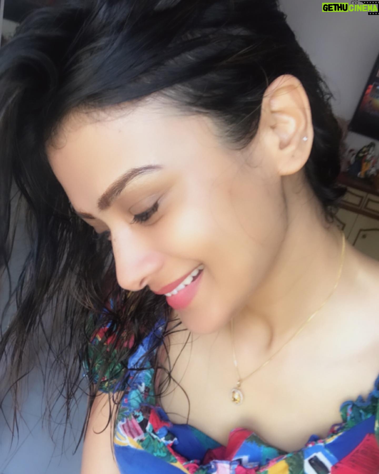 Ishita Vyas - 639 Likes - Safety doesn’t happen by Accident
Be safe 🙏