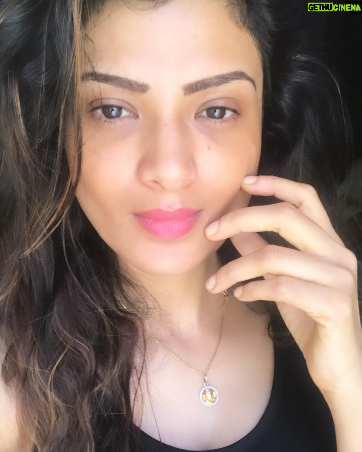 Ishita Vyas - 599 Likes - 🌸