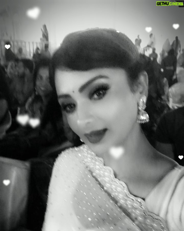 Ishita Vyas - 521 Likes - Old is gold 👌