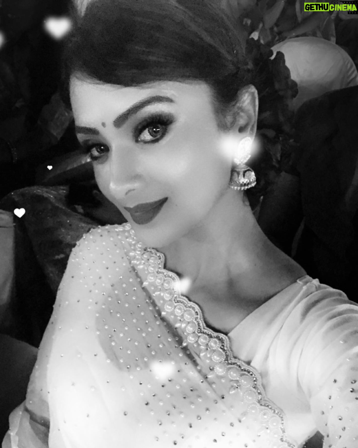 Ishita Vyas - 521 Likes - Old is gold 👌