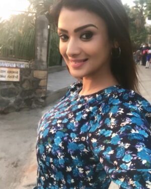 Ishita Vyas Instagram - Sun day fun day 🤪😂😂