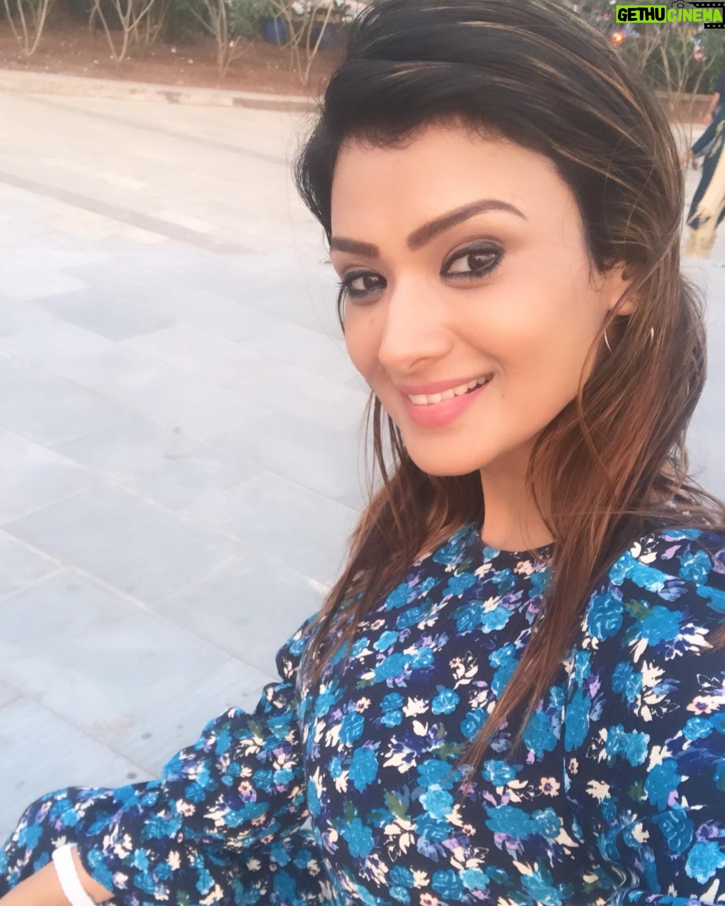 Ishita Vyas - 568 Likes - Sun day fun day 🤪😂😂