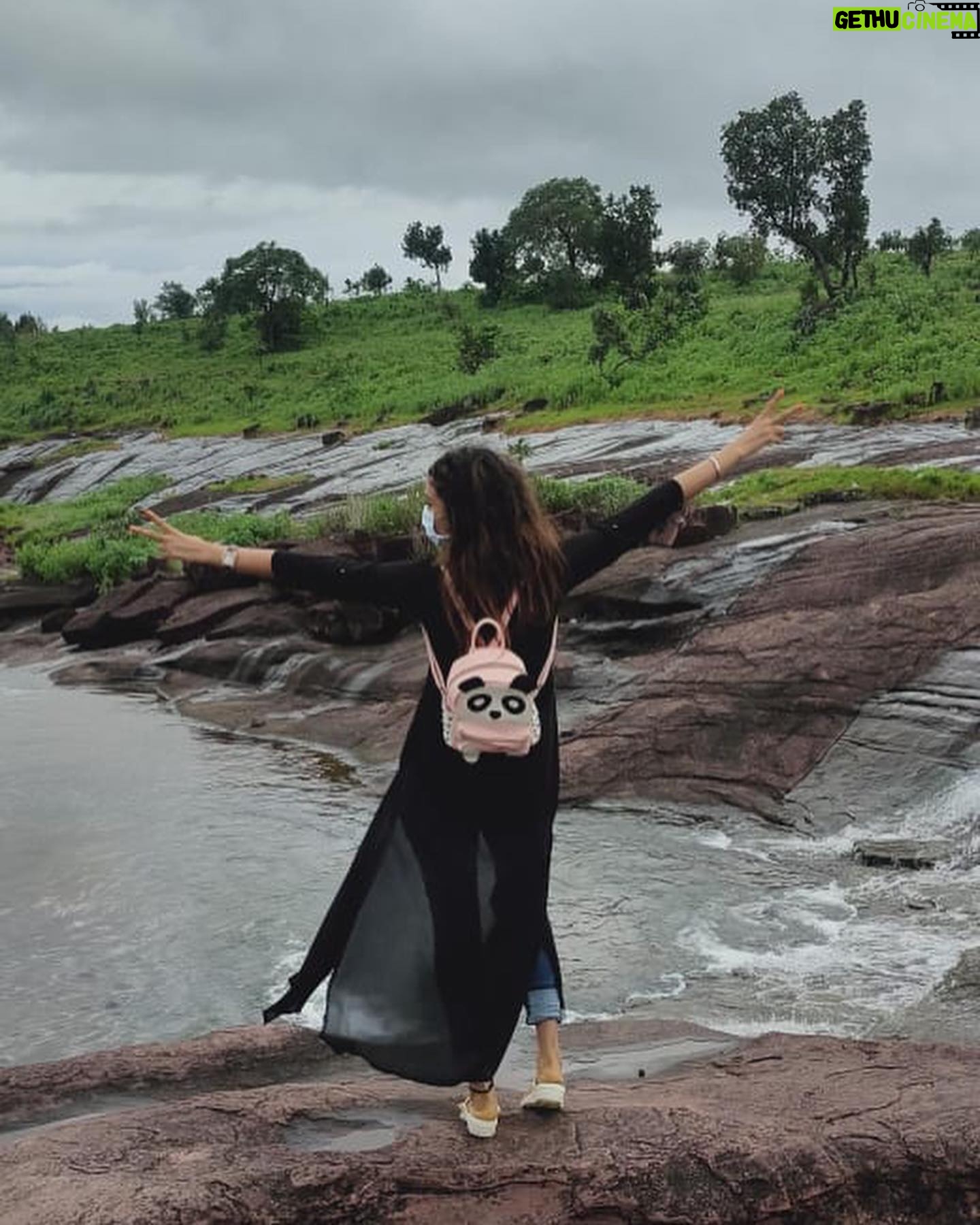 Ishita Vyas - 1.1K Likes -