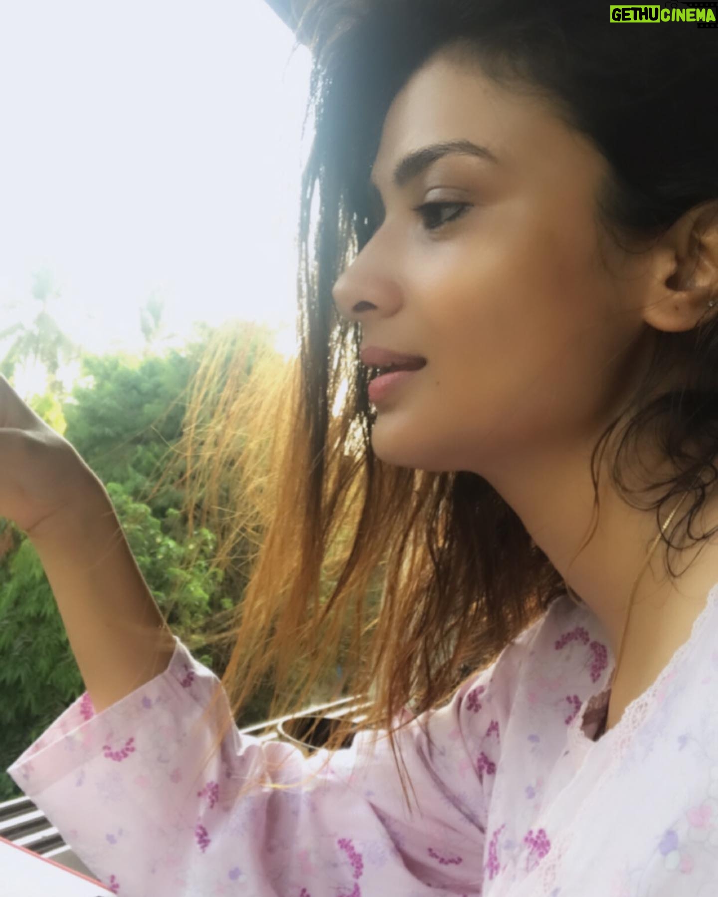 Ishita Vyas - 443 Likes - Home sweet home 🏠🤗