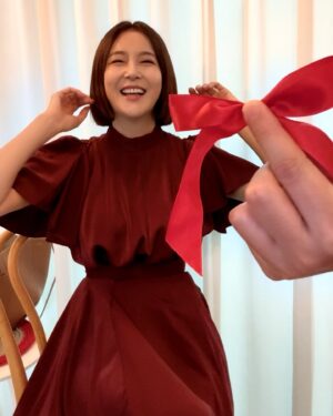 Jang Ga-hyun Instagram - 🎄 #메리크리스마스 
모두 즐거운 성탄절 보내세요~🥰🤗