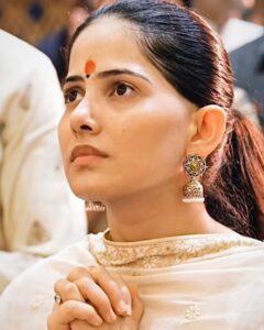 Actress Jaya Kishori HD Photos and Wallpapers September 2024