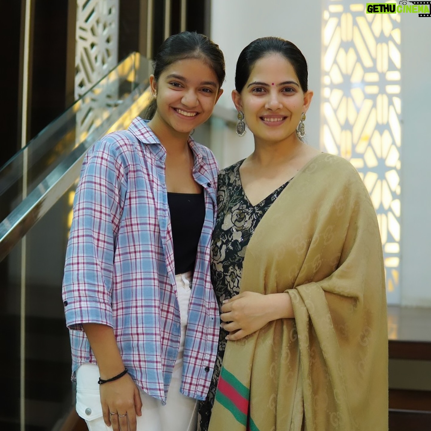 Jaya Kishori - 1.1 Million Likes - It is always a good time
with you @officesonusharma ji 🤗
Thank you for showering so much
love and respect always 🌸🙌🏻
#jayakishori #sonusharma