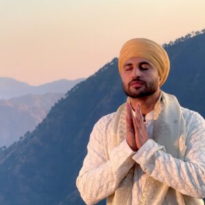 Jaya Kishori Instagram - 3 days to go 😍🧿

Malka Tu Hove 🙏🏻😇

#jassiegill #jayakishori #bhajan #devotional #punjabi #spirituality #unityrecords #waheguru #bestof2024