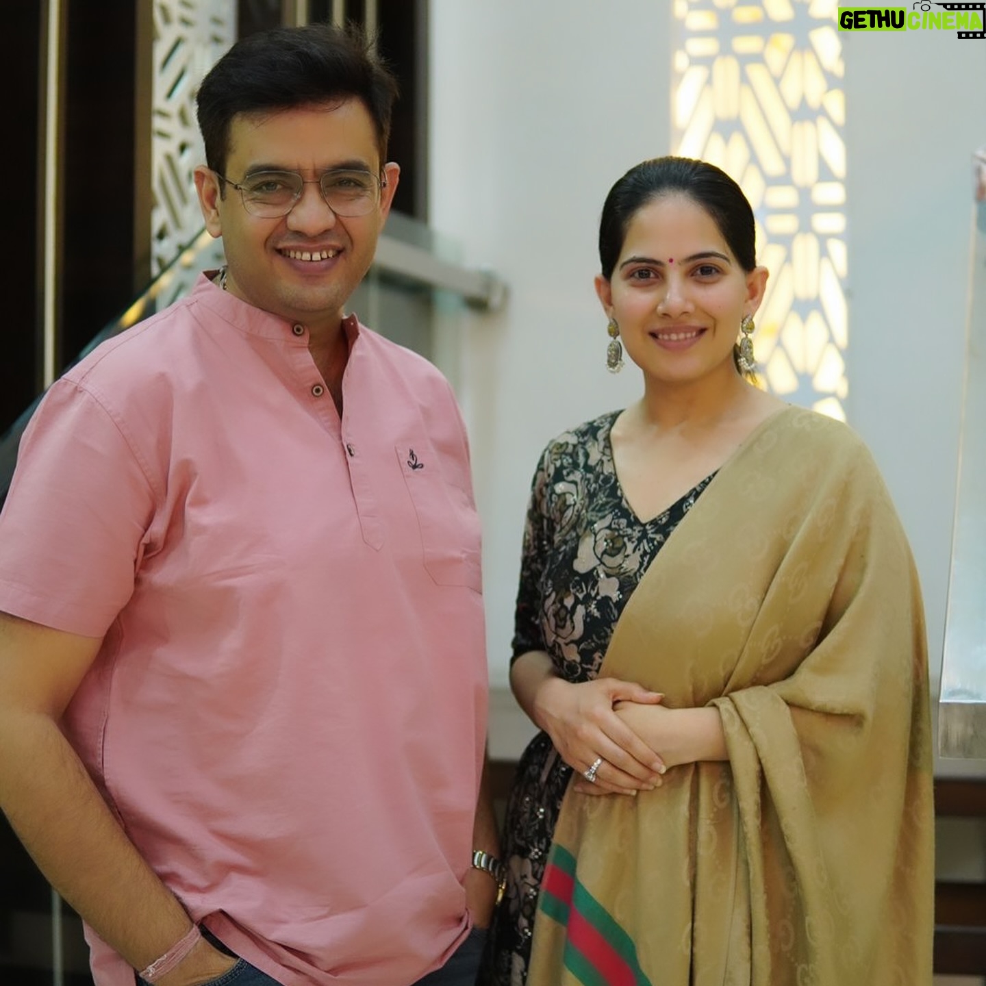 Jaya Kishori - 1.1 Million Likes - It is always a good time
with you @officesonusharma ji 🤗
Thank you for showering so much
love and respect always 🌸🙌🏻
#jayakishori #sonusharma