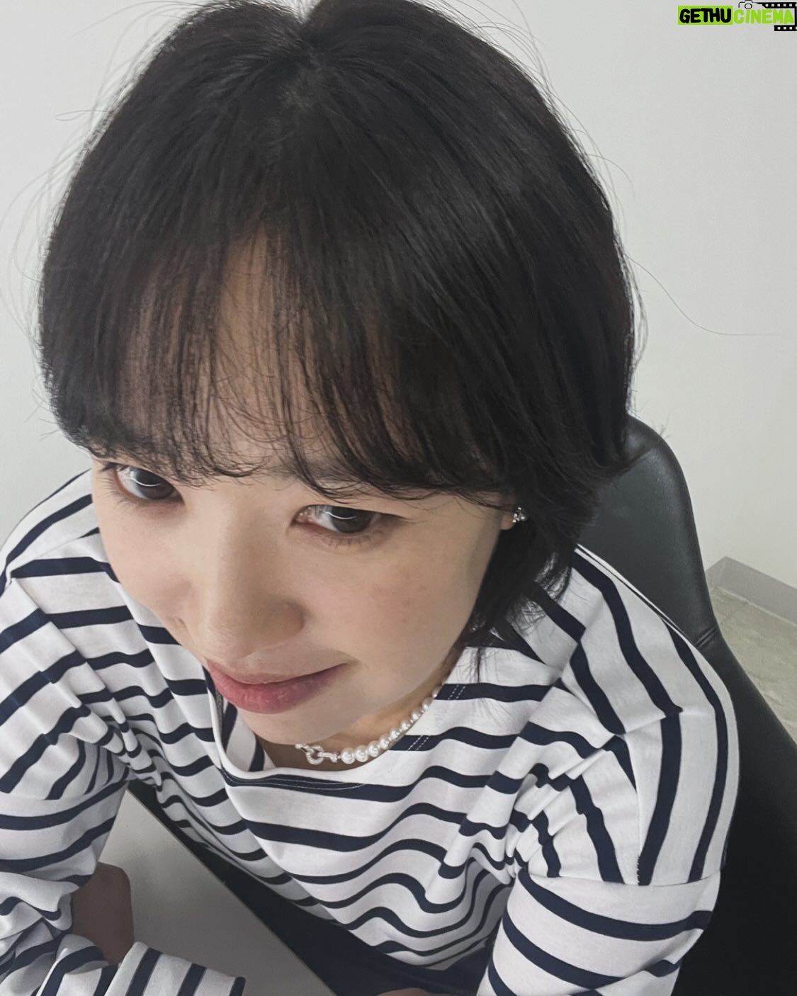 Jeon Hye-jin - 2.3K Likes - 맹수아 모먼트. 많이 좋아했네 나.
#사랑은외나무다리에서