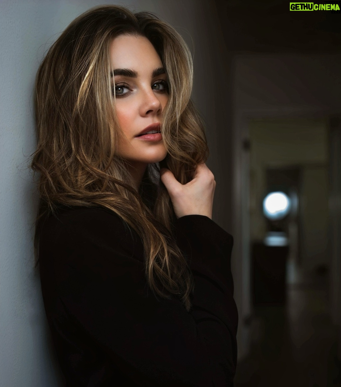 Jillian Murray - 1.7K Likes - Photo - @farrahaviva @studioaviva
Hair - @hobbschelsey_hairstylist