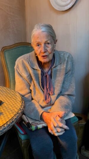 Joely Richardson Instagram - I asked my Ma if she’d like to send a message for this time of year….#love #everyonesfamily #everylifecounts