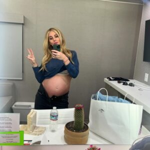 Justine Lupe Instagram - Nobody Wants This is out on @netflix today! This show carried me through my first 5  months of pregnancy with so much warmth. Having a fully pregnant showrunner in @erinfoster, a relentless champion for motherhood in @kristenanniebell , a DP in @adrianpengcorreia who knows how to work the shit out of camera to make me look, well, not pregnant, and a cast and crew who supported me from the moment my Gucci skirt ripped open in both the front and backsides on set at 2am when they had no idea I was pregnant and thought I was just rapidly falling apart… I had so much fun with this show and with Morgan in particular. I hope you have fun with it too! ♥️