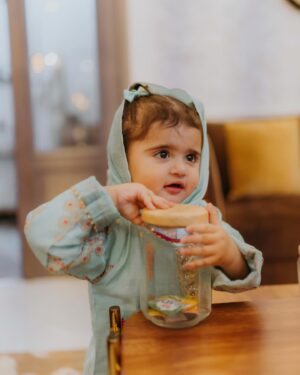 Kanwal Aftab Instagram - Jummah MUBRAK ♥️

👗 @rangoon_clothing_pk 
Aizal dress @chandtarakids 
📸 @adil_bajwa_ 

#kanwalzulqarnain #kanwalaftab #jummahmubarak #blessed #alhumdulilah