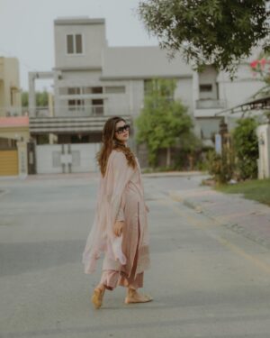 Kanwal Aftab Instagram - Suited up, feeling unstoppable 🔥 

👗 @iznikfashion 
📸 @adil_bajwa_ the besssssst
🕶️ @cosmolitehub 

[ kanwalzulqarnain, kanwalaftab, blessed, alhumdulillah, suit, fashion, foryou ]