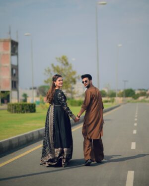 Kanwal Aftab Instagram - Me & mine 🥹♥️ 

👗 @amnaaftabofficial 
📸 @sistaclicks 

#kanwalzulqarnain #kanwalaftab #zulqarnainsikandar #blessed #foryou #alhumdulilah #couplegoals