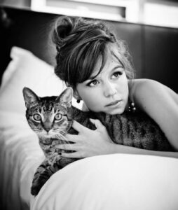 Actress Katja Herbers HD Photos and Wallpapers September 2024