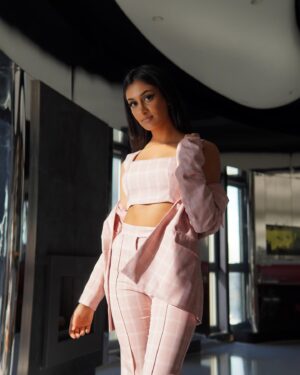 Kayla Kapoor Instagram - pink girl 🌸💕

#kaylakapoor #indiangirl #browngirl #punjabigirl #outfitoftheday #bikinimodel #lingeriemodel #spicyaccountant