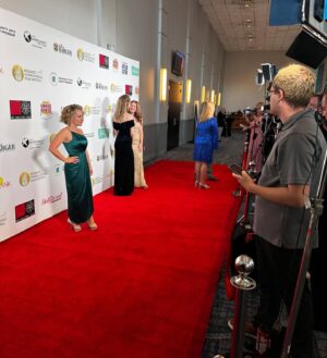 Kelly Stables Instagram - Red carpet & backstage @burbankfilmfest Awards gala where they let me host again! Honoring the amazing @paulfeig who is also the nicest person in the world & celebrating all the filmmakers on their huge success! Fangirled over @itsmeparas @barahsakers @emilytosta  @daviddelrio & more friends! @selahvictor always making me laugh @kurtrpat I love you babe.