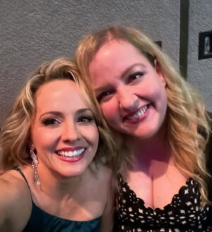Kelly Stables Instagram - Red carpet & backstage @burbankfilmfest Awards gala where they let me host again! Honoring the amazing @paulfeig who is also the nicest person in the world & celebrating all the filmmakers on their huge success! Fangirled over @itsmeparas @barahsakers @emilytosta  @daviddelrio & more friends! @selahvictor always making me laugh @kurtrpat I love you babe.