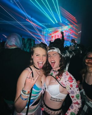 Kendra Instagram - I know these pretty rave girls 🦄✨🦋
.
.
.
#rave #couplegoals #raveoutfit #goals #ravegirls