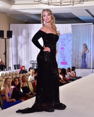 Kendra Instagram - Queen energy 👑💜 I hope y’all are ready for all this pageant content cause this weekend was a whirlwind!! Thank you all so so much for your love and support, I watched the live streams back and saw so many kind comments it brought tears to my eyes. I wouldn’t have been able to do this without the platform you have all blessed us with - but more importantly I wouldn’t have been able to do this without the confidence your faith has instilled in me. That little girl who dreamed of modeling is BEAMING inside of me right now. I hope you can all see her glow 🌟 I LOVE YOU ALL!! 🥹💞⠀
⠀
⠀
⠀
⠀
⠀
⠀
⠀
⠀
⠀
⠀
⠀
⠀
⠀
⠀
⠀
⠀
⠀
⠀
#queen #pageant #goals #pageantry #worldsperfect