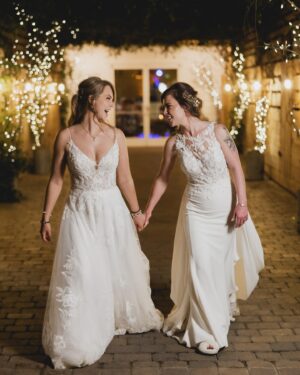 Kendra Instagram - Hailee and Kendra watched a shooting star on their first date and took it as a good omen💫 The pair tied the knot under a canopy of leaves at @fearrington_events five years later, passing a garnet back and forth during a personal Unitarian Universalist ceremony.

Read more about Hailee and Kendra’s special day on our blog at the #LinkInBio!

Featured Heart of NC Weddings vendors:
Venue, Florals, Planning, Cake   Catering  @fearrington_events 
📸 @richardbarlowphoto 

Tap for the full vendor list ❤️