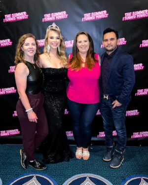 Kendra Instagram - ⁣⁣Whether it was stellar makeup, the perfect song, a backstage pep talk, or a hand to hold, it really takes a village. 😮‍💨 Without all of these amazing people idk if I would have made it on that stage. Thank you all for your support, it means the world 🥹💞⠀
⠀
⠀
⠀
⠀
⠀
⠀
⠀
⠀
⠀
⠀
⠀
⠀
#pageant #couplegoals #goals #pageantry