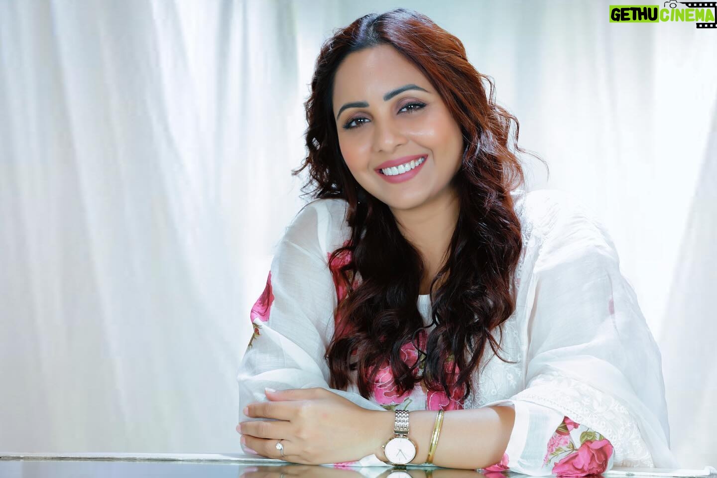 Khushboo Kamal - 14.2K Likes - Keep smiling, Keep shining 🤍😊😇