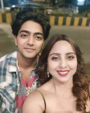 Khushboo Kamal Instagram - Happiest birthday to my brother,my friend @mohammedsaudmansuri 😍🫶🎂🎉🍰🎬🧑‍🎤
You are an amazing person and way more mature than your age and yes a fantastic actor, Enjoy your day, have blast 🎊 and see you soonest 🕡

#happybirthday #birthdaywishes #brothersisterlove