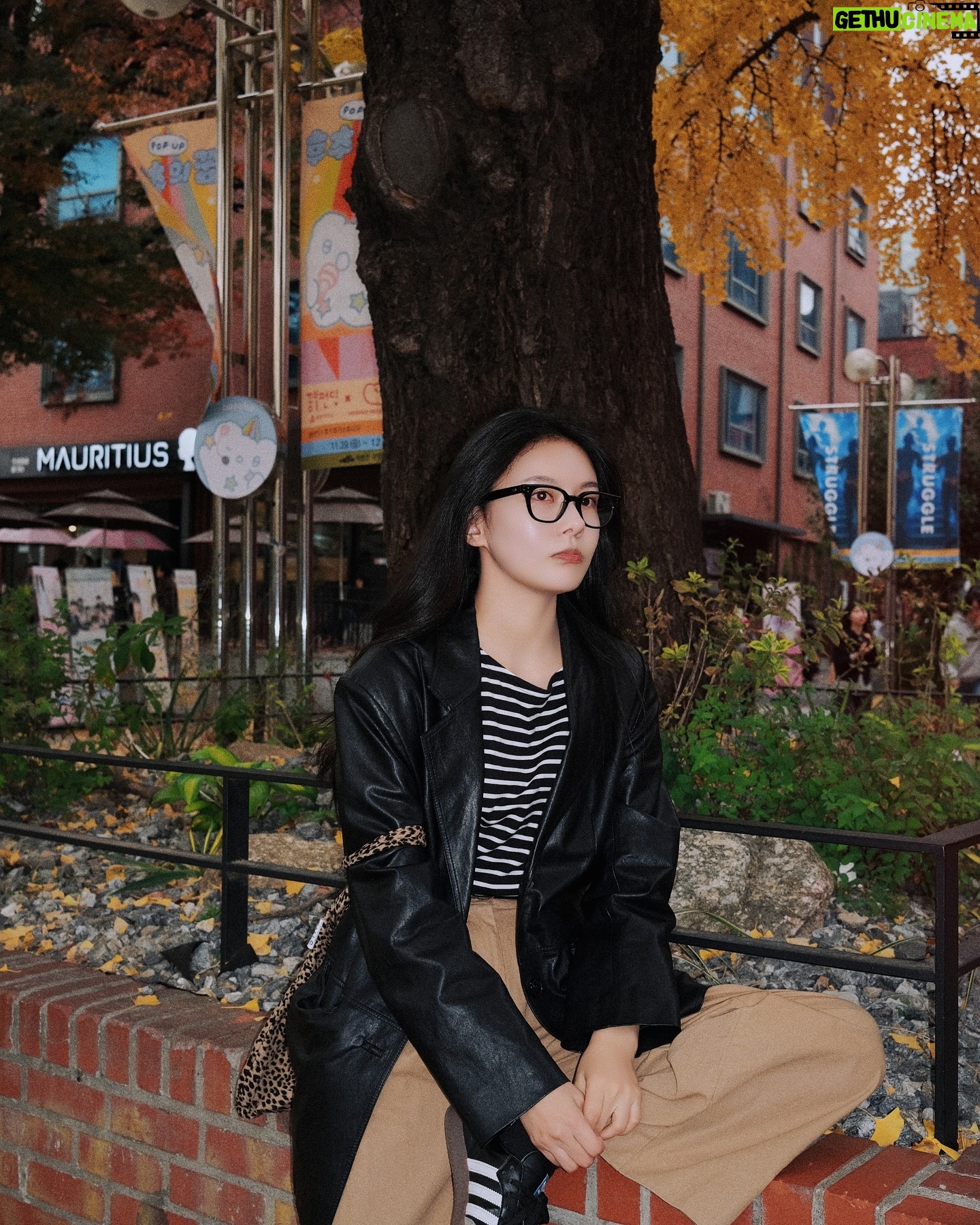 Kim Na-young - 5.5K Likes - ź°ģ ģ§ģ§ ėšæ