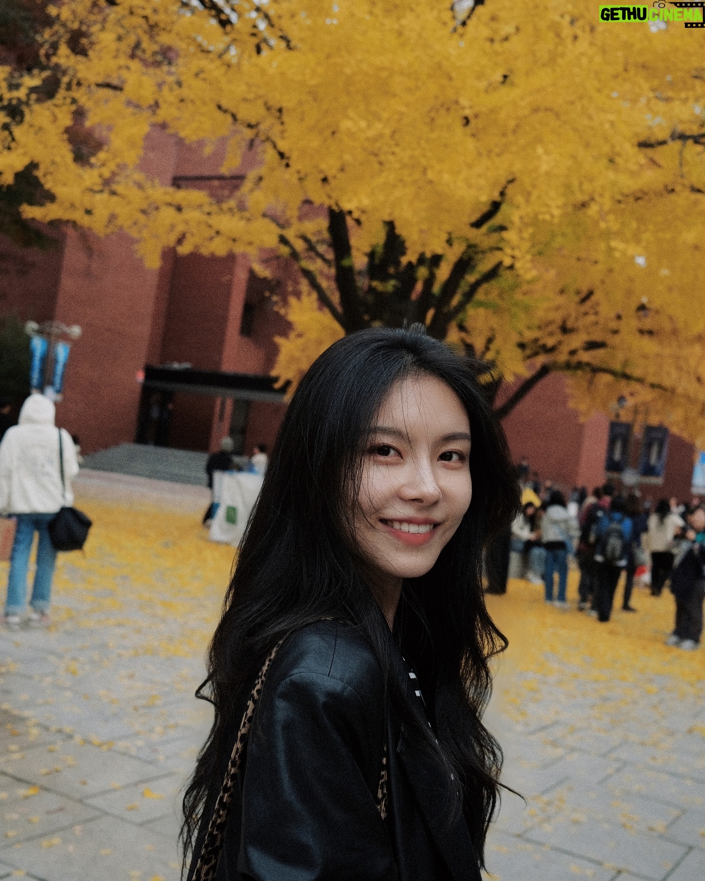 Kim Na-young - 5.5K Likes - ź°ģ ģ§ģ§ ėšæ
