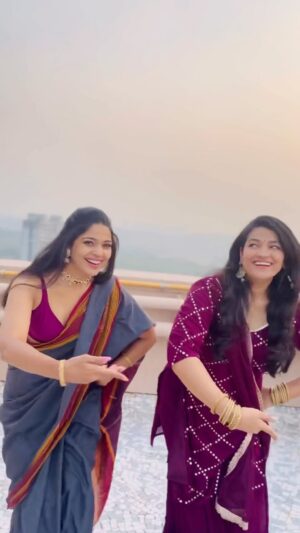 Kshitee Jog Instagram - सावंतांच्या मराठी पोरींकडून ‘झिम्मा २‘ चित्रपटासाठी खुप सारे प्रेम ♥️ @ruchira______